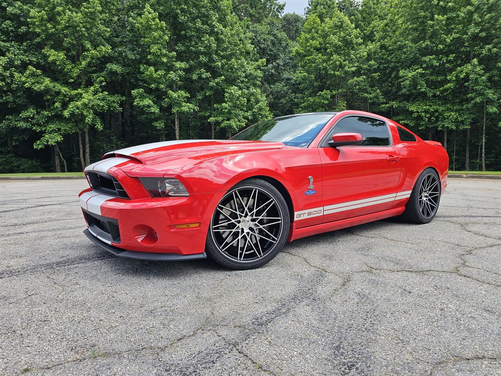 2013 Ford Mustang Shelby GT500 photo 3